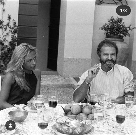 hermano de donatella versace